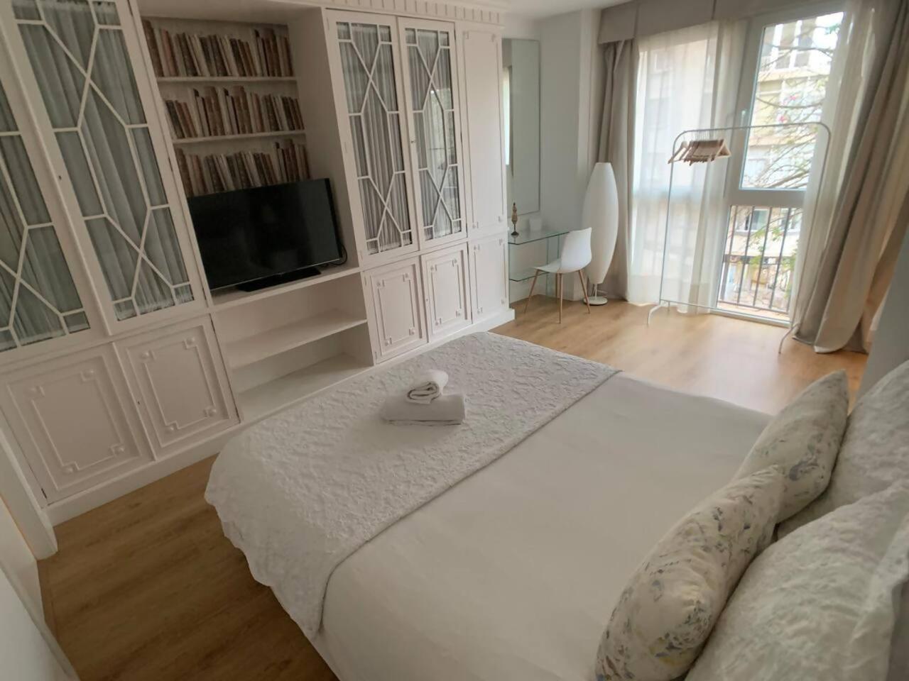 Centro Historico Catedral Apartment Malaga Luaran gambar