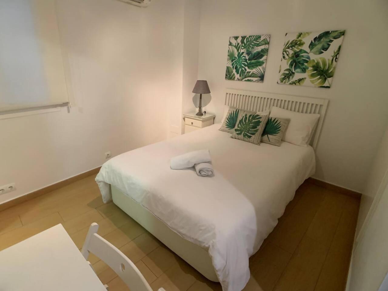 Centro Historico Catedral Apartment Malaga Luaran gambar